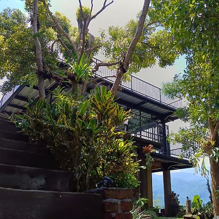 Kraras Munduk Guest House & Donbiyu Rendezvous Restaurant Exterior foto